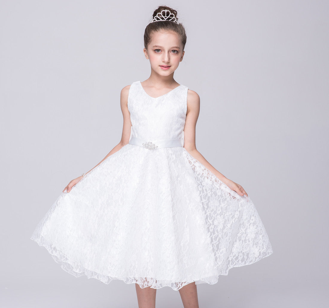 European And American Girls Show Lace Dress