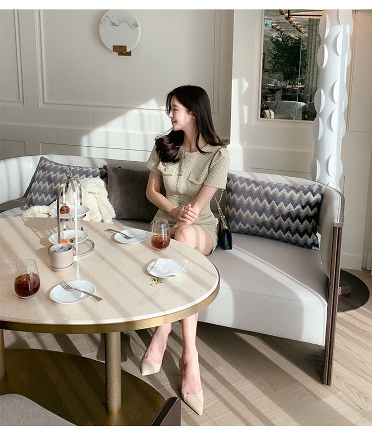 Short Sleeve Round Neck Waist Pack Hip Midi Dress