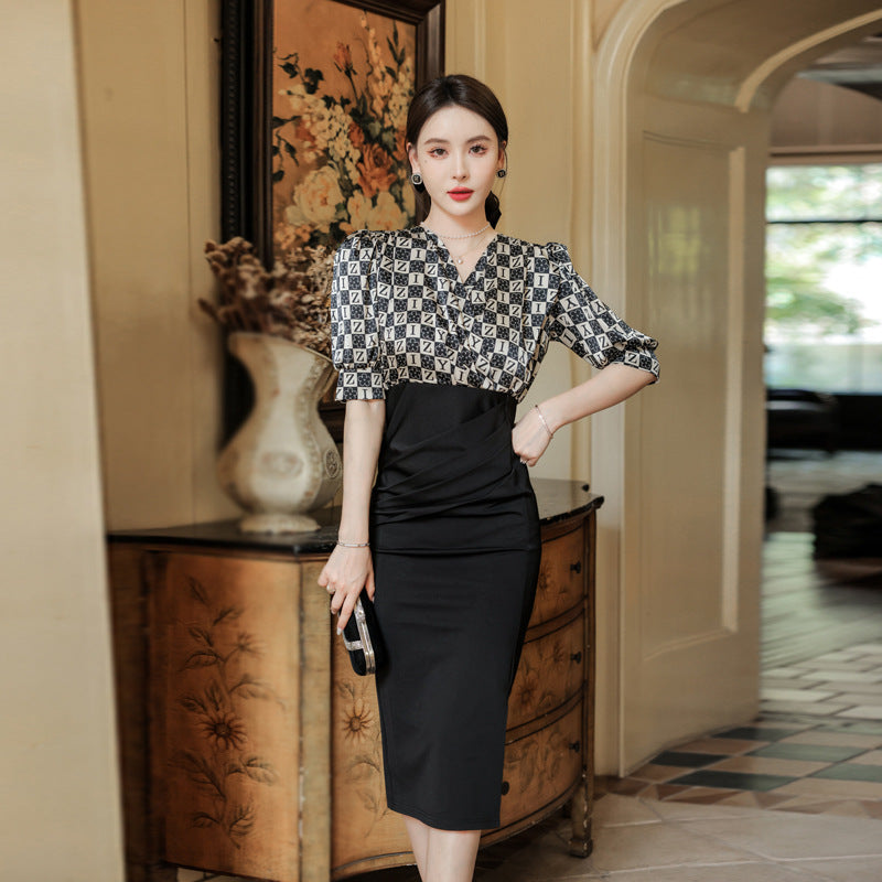 Women's Fashionable V-neck Midi Short Sleeve Black Dress