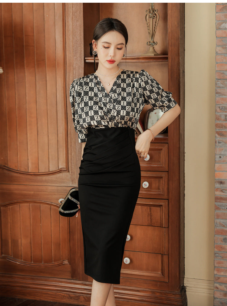 Women's Fashionable V-neck Midi Short Sleeve Black Dress