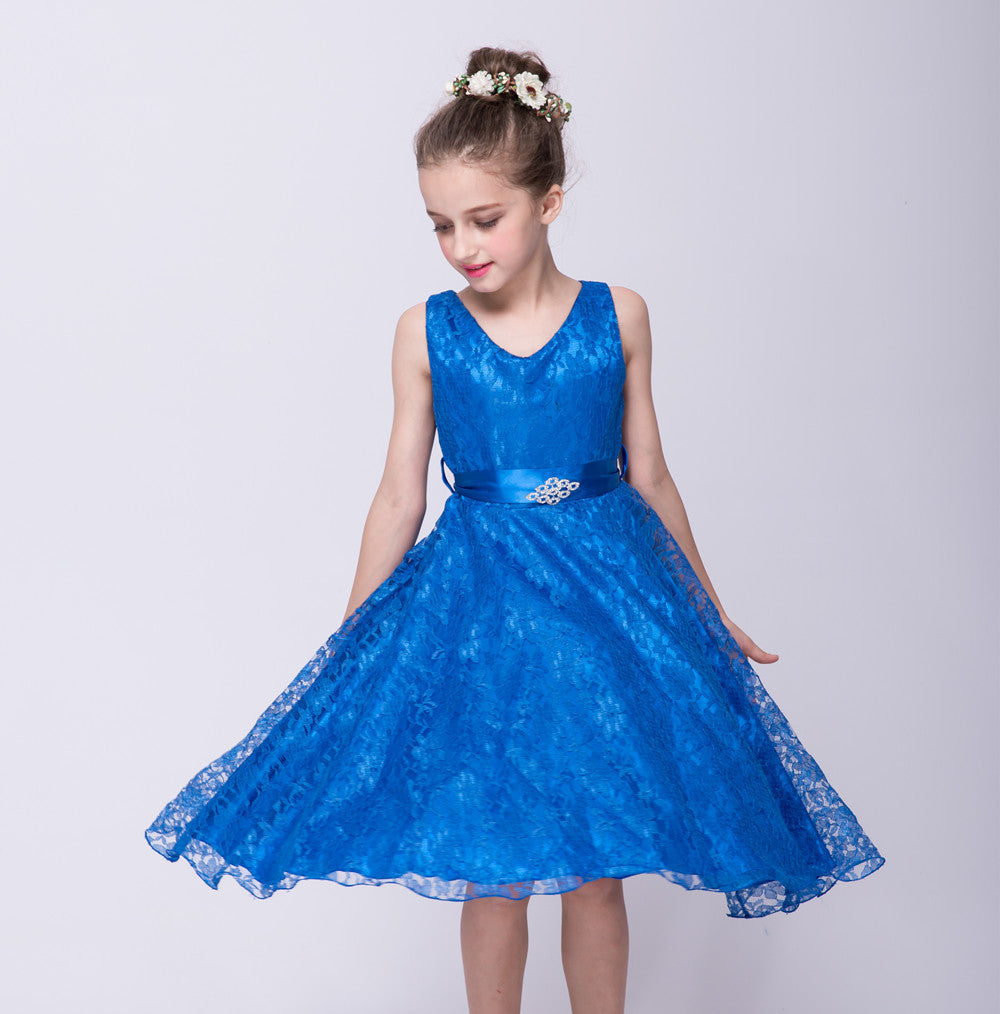 European And American Girls Show Lace Dress